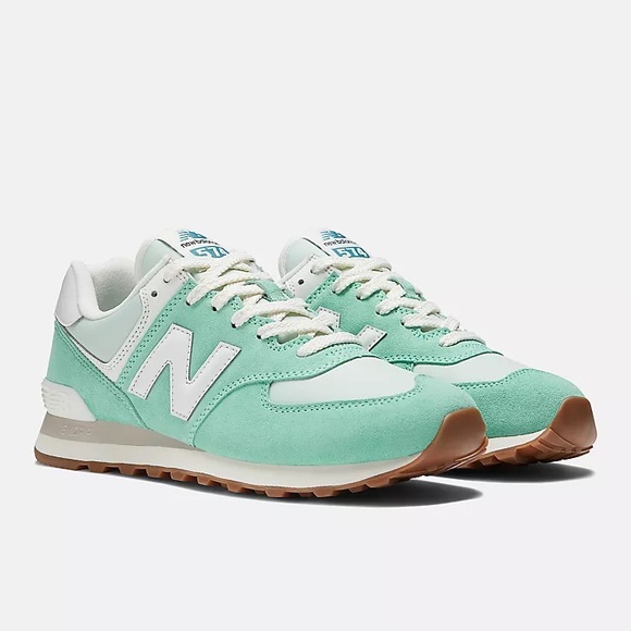 New Balance 574 Unisex Retro Running Shoes / Sneakers - Aqua Green / White - Picture 4 of 14